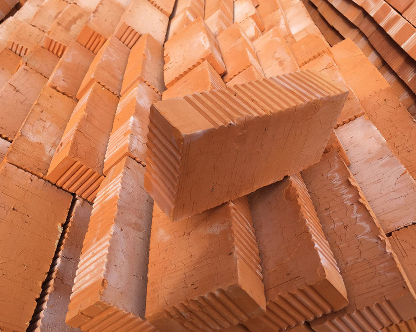 Керамический строительный рядовой кирпич полнотелый