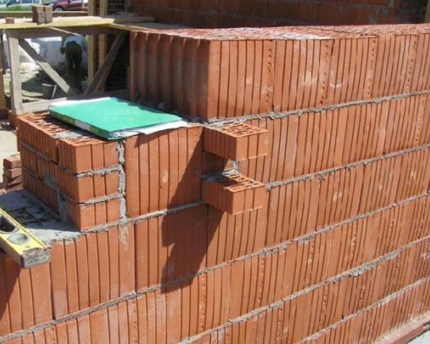 Поризованный керамический блок ЛСР (RAUF)