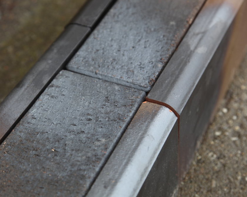 Клинкерный бортовой бордюрный камень ZG Clinker