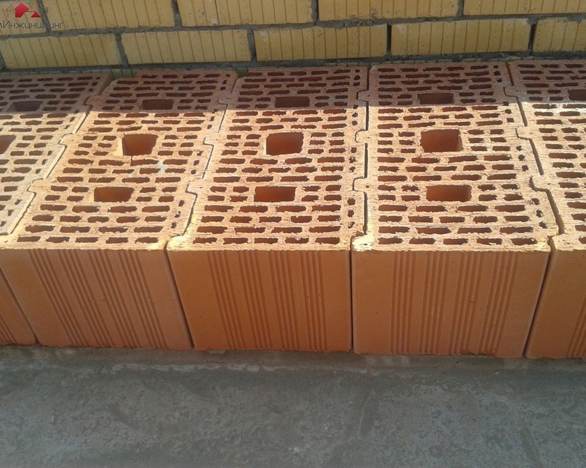 Поризованный керамический блок, теплая керамика ГЖЕЛЬ